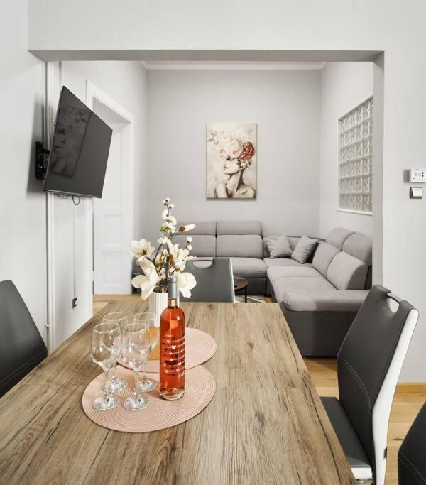 City Twenty 2Bdr Apartment By Irundo Загреб Екстериор снимка
